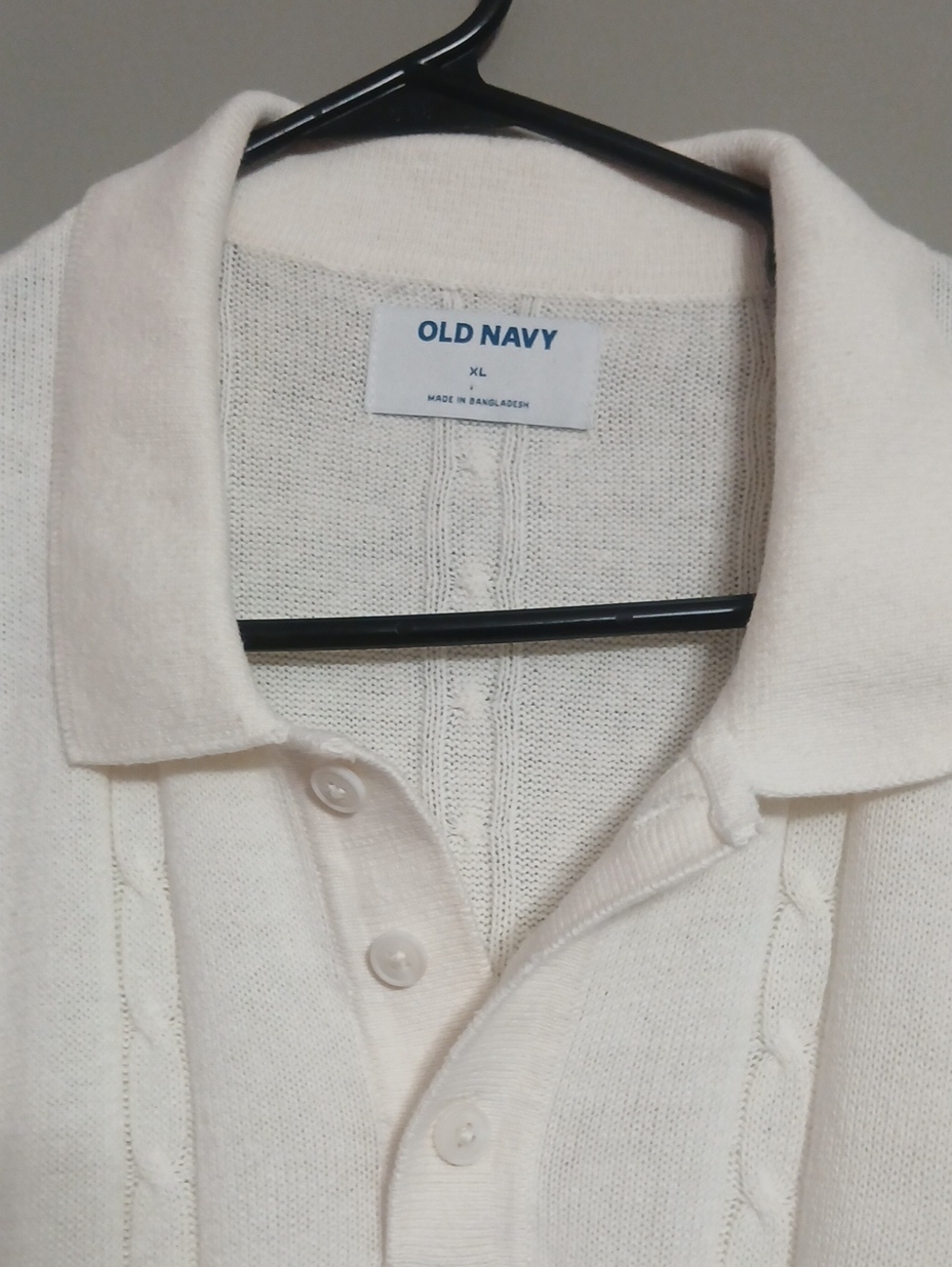 Old Navy Men's Cream Short-Sleeve Knit Polo - Picture 2 of 7